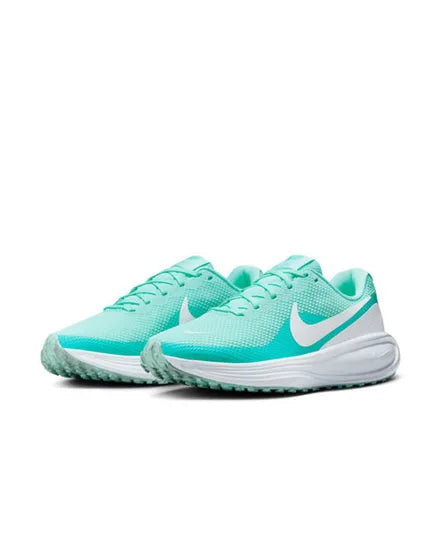 Nike Revolution 8